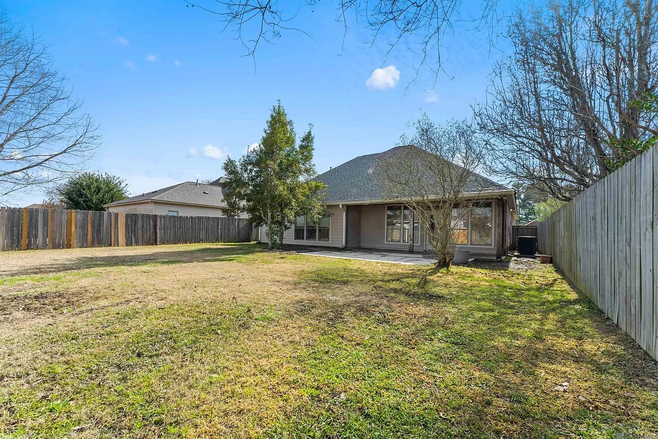 10121 Springpark Avenue Baton Rouge, LA 70810 - Photo 19 of 24