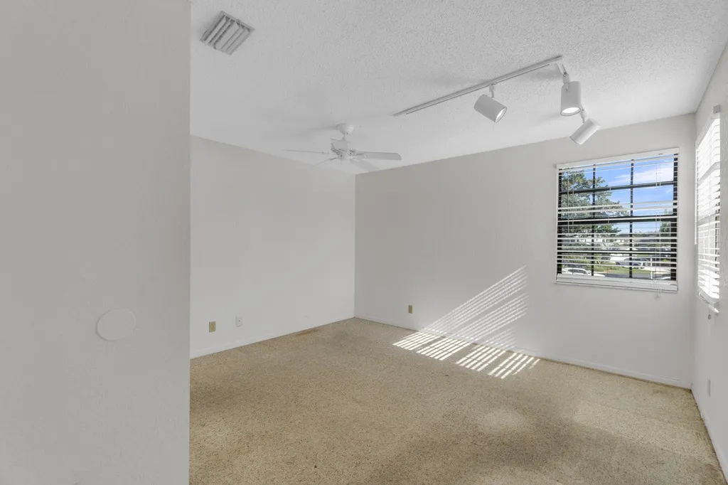 $410,000 | 8209 Waterford Avenue, Unit 8209, Tamarac, FL 33321