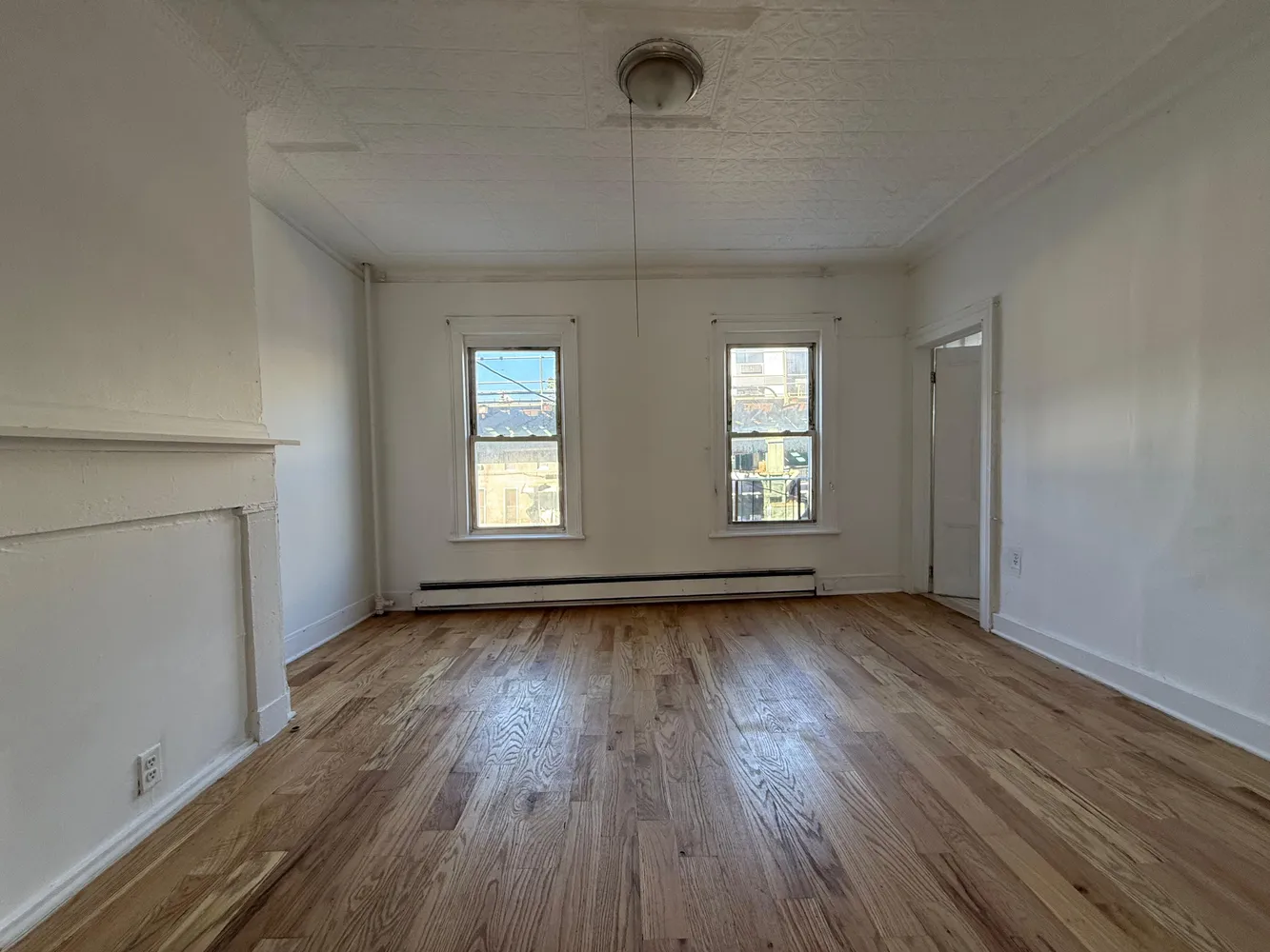 $2,800 | 2756 Fulton Street, Unit 2 | Highland Park