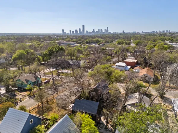 $600,000 | Mansell Avenue, Austin, TX 78702