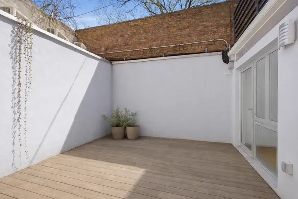 $1,700,000 | 433 Warren Street, Unit 2C | Boerum Hill