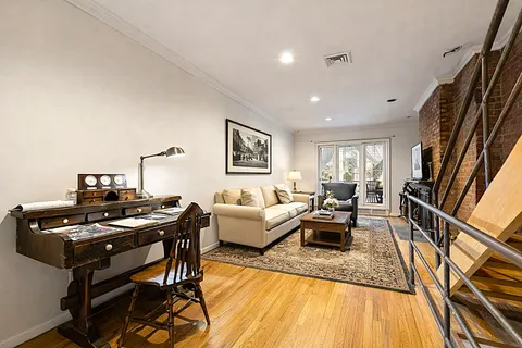 $6,750,000 | 449 1/2 Hudson Street | West Village