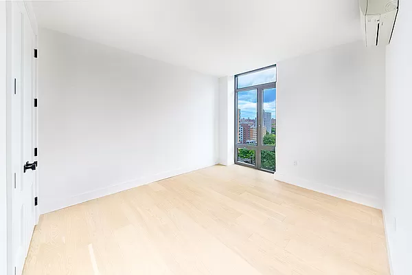 112 Fleet Place, Unit 8B Brooklyn, NY 11201 - Photo 7 of 26