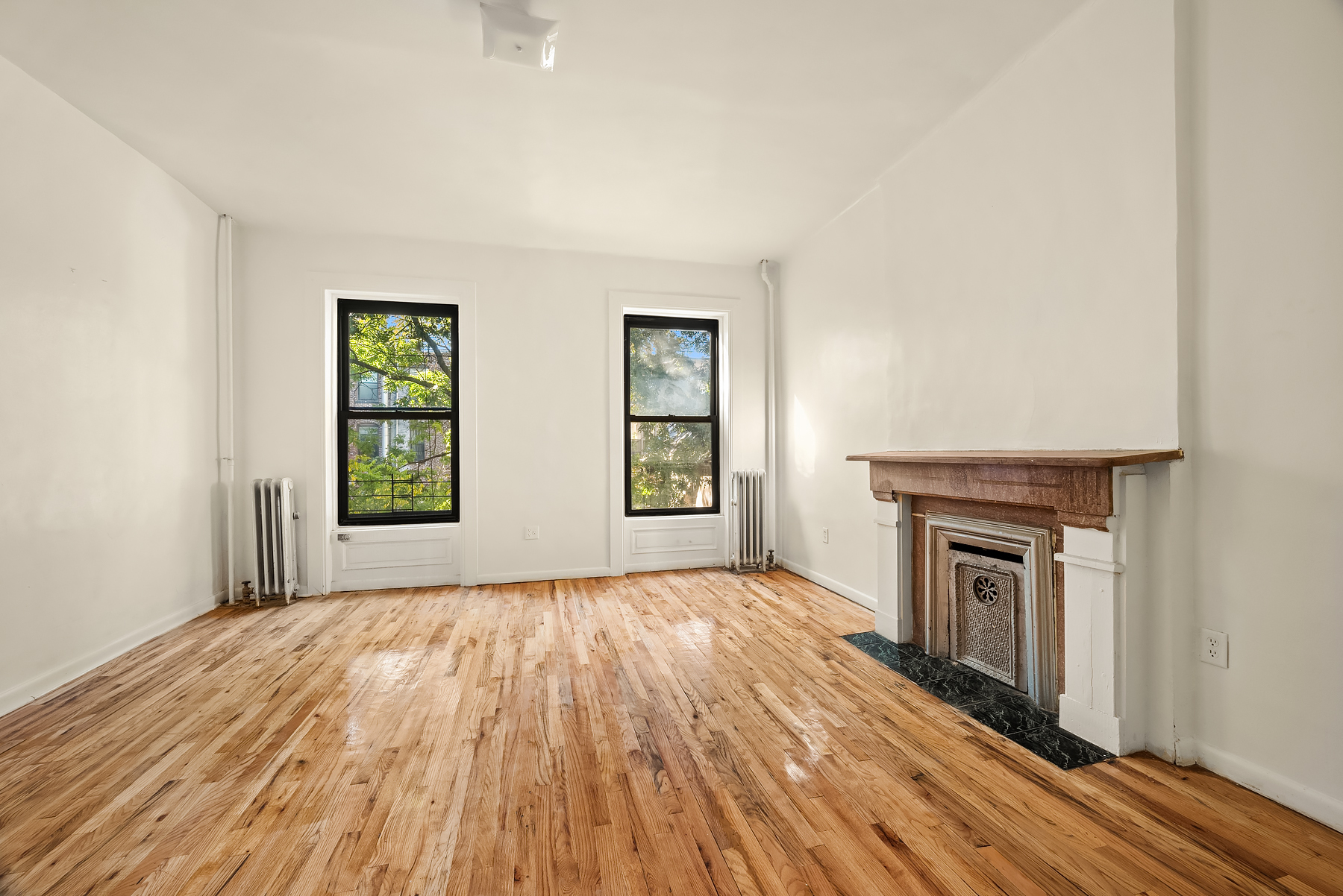 306 West 139th Street, Unit 2 Manhattan, NY 10030 - Photo 4 of 4