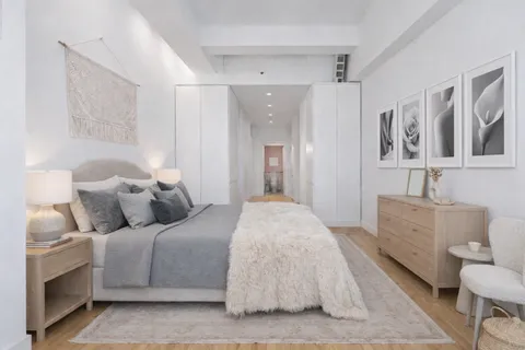 $1,500,000 | 1 Hanson Place, Unit 18L | Fort Greene