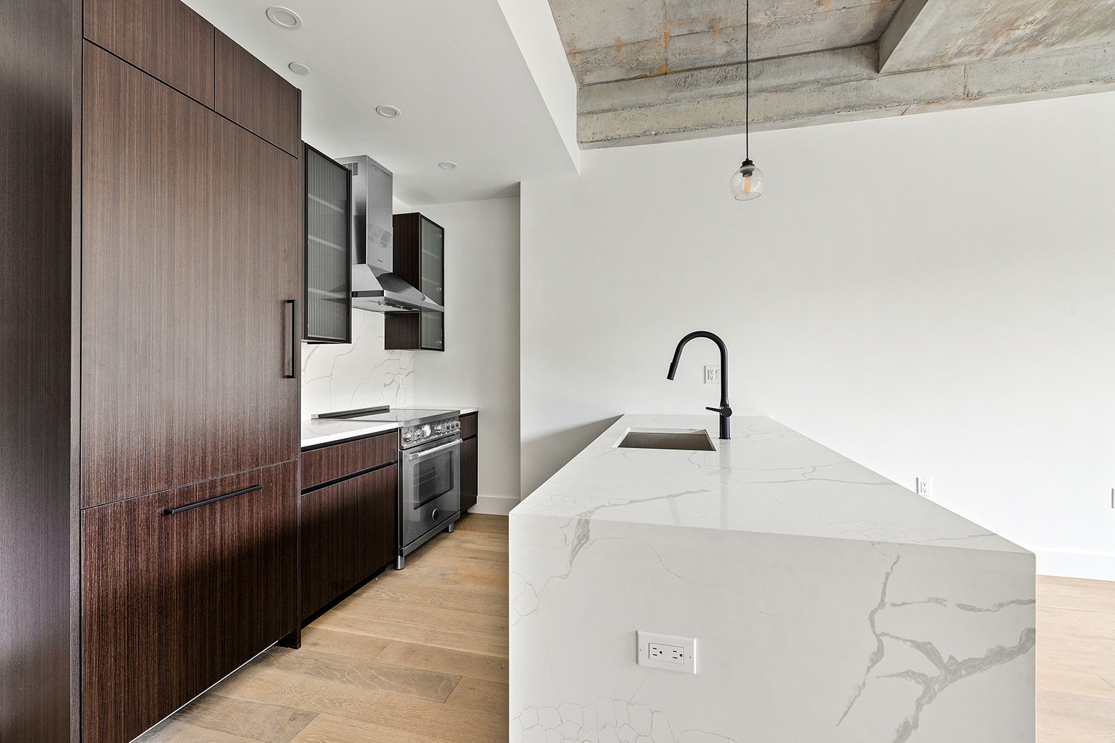 228 Vanderbilt Avenue, Unit 3C Brooklyn, NY 11205 - Photo 2 of 7