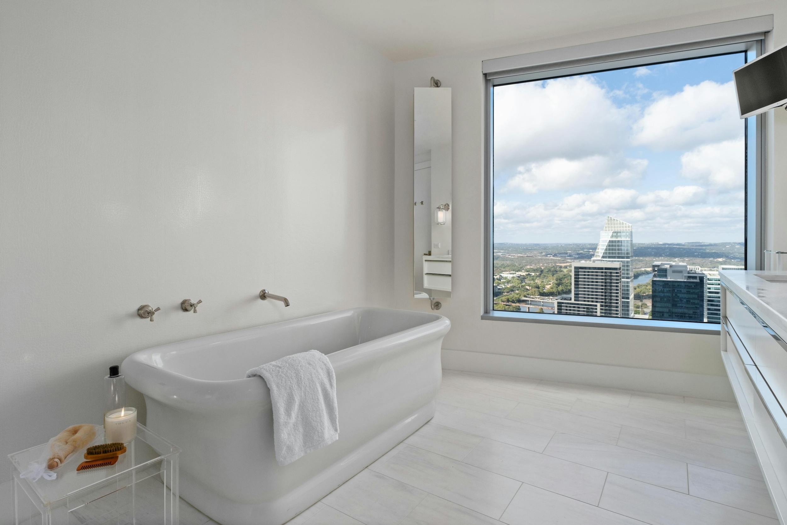 200 Congress Avenue, Unit 41Q Austin, TX 78701 - Photo 17 of 50