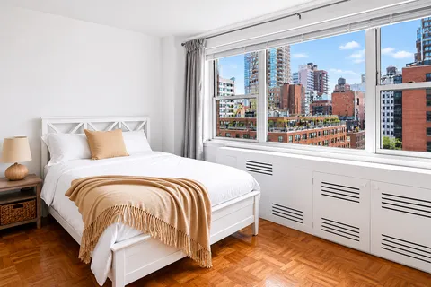 $385,000 | 233 East 69th Street, Unit 16F | Lenox Hill
