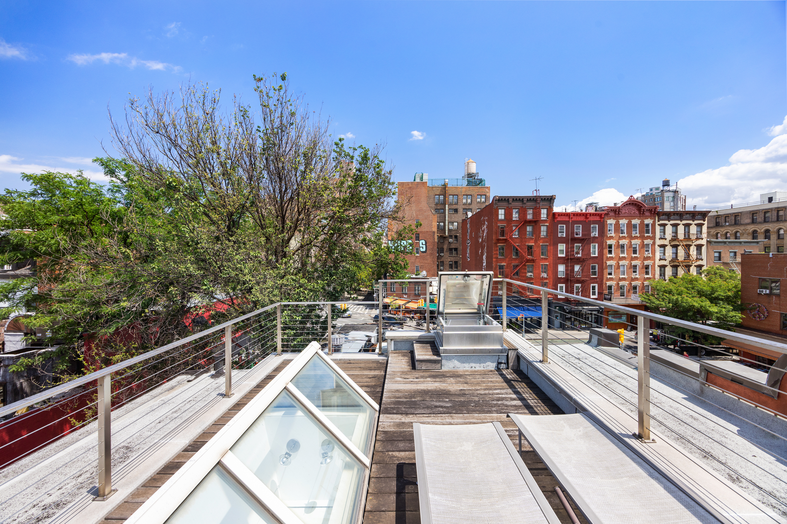39 Barrow Street Manhattan, NY 10014 - Photo 34 of 39 a view of a balcony with city view