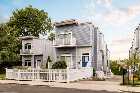 Contact Agent | 57 Wachusett Street, Unit 3, Jamaica Plain, MA 02130