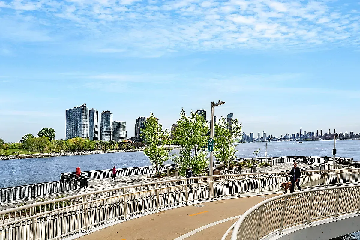 50 Sutton Place South, Unit 11L Manhattan, NY 10022 - Photo 9 of 11