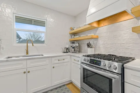 $1,025,000 | 4602 Roundup Trail, Austin, TX 78745