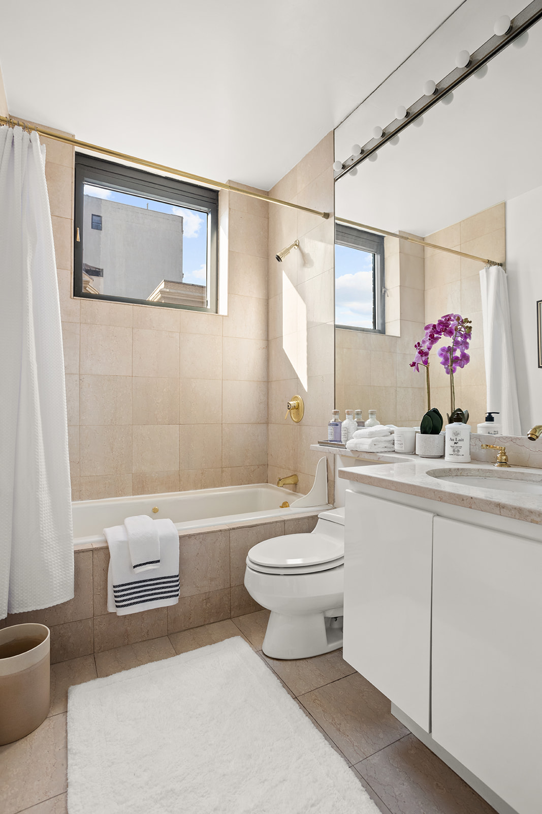 222 Riverside Drive, Unit 8D Manhattan, NY 10025 - Photo 5 of 7 Gallery Image 5
