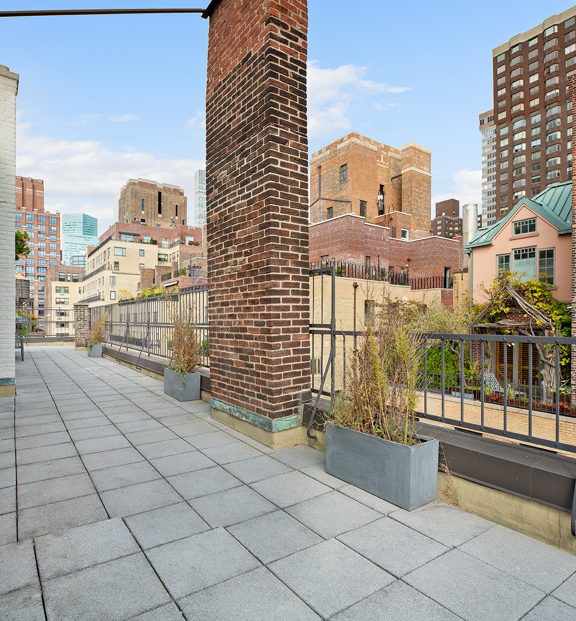 439 East 51st Street, Unit 10/11F Manhattan, NY 10022 - Photo 21 of 24