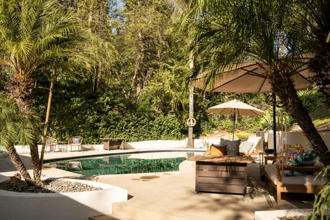 $2,849,000 | 11202 Canton Drive, Studio City, CA 91604