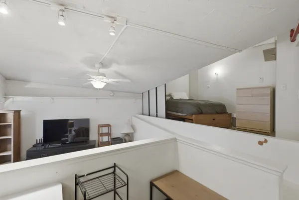 $3,100 | 12 Stoneholm Street, Unit 425, Boston, MA 02115