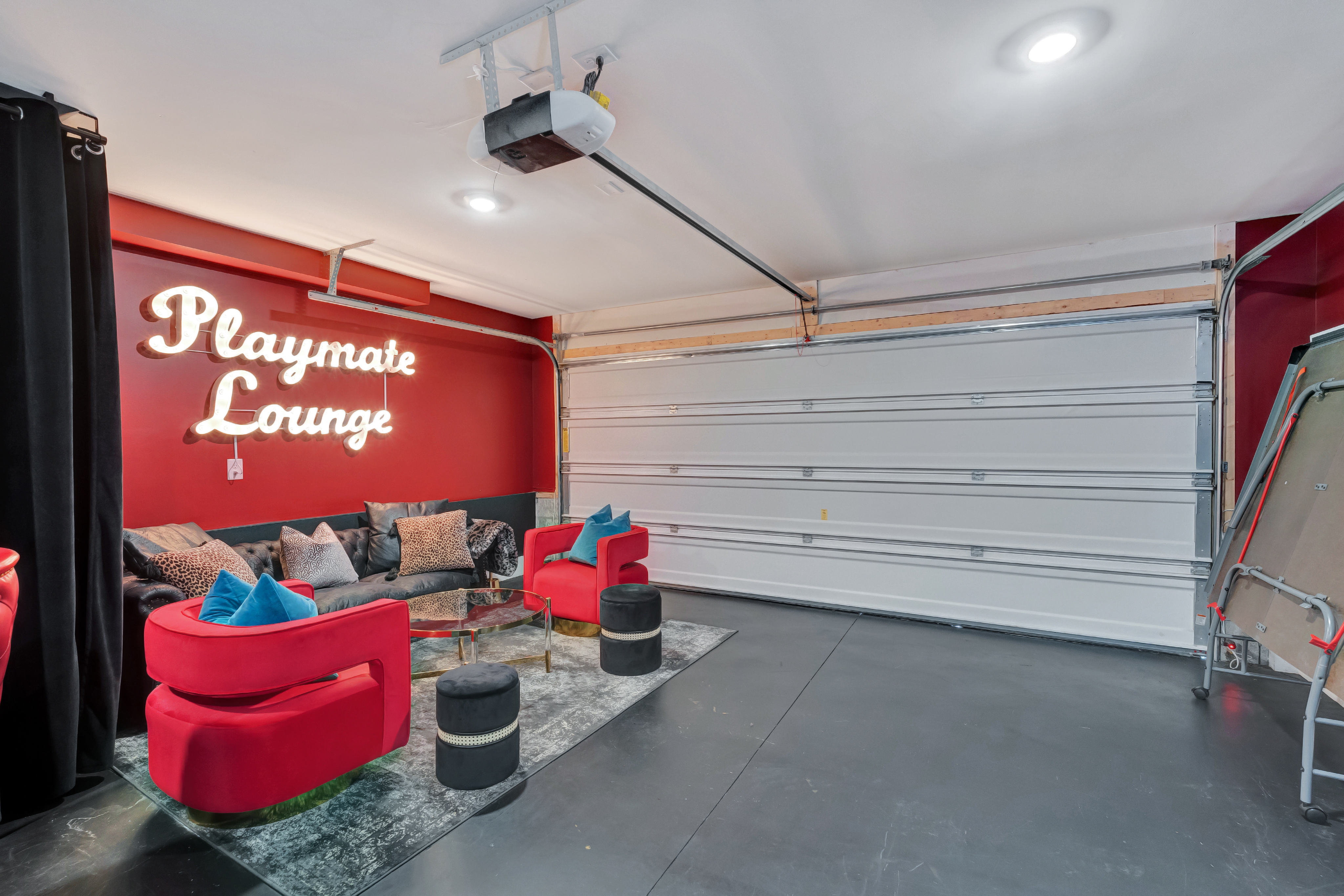 1203 Brick Church Pike Nashville, TN 37207 - Photo 37 of 44 a close up of a store room with shelves