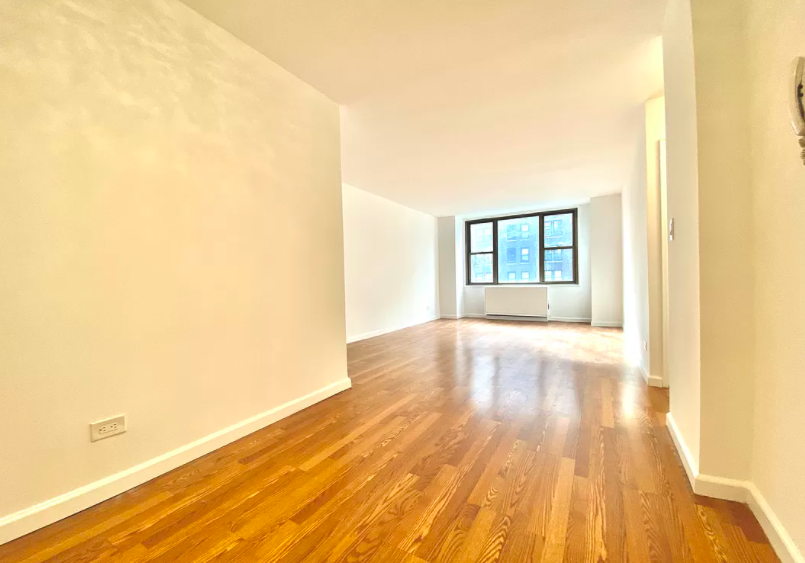 301 East 79th Street, Unit 10M Manhattan, NY 10075 - Photo 2 of 6