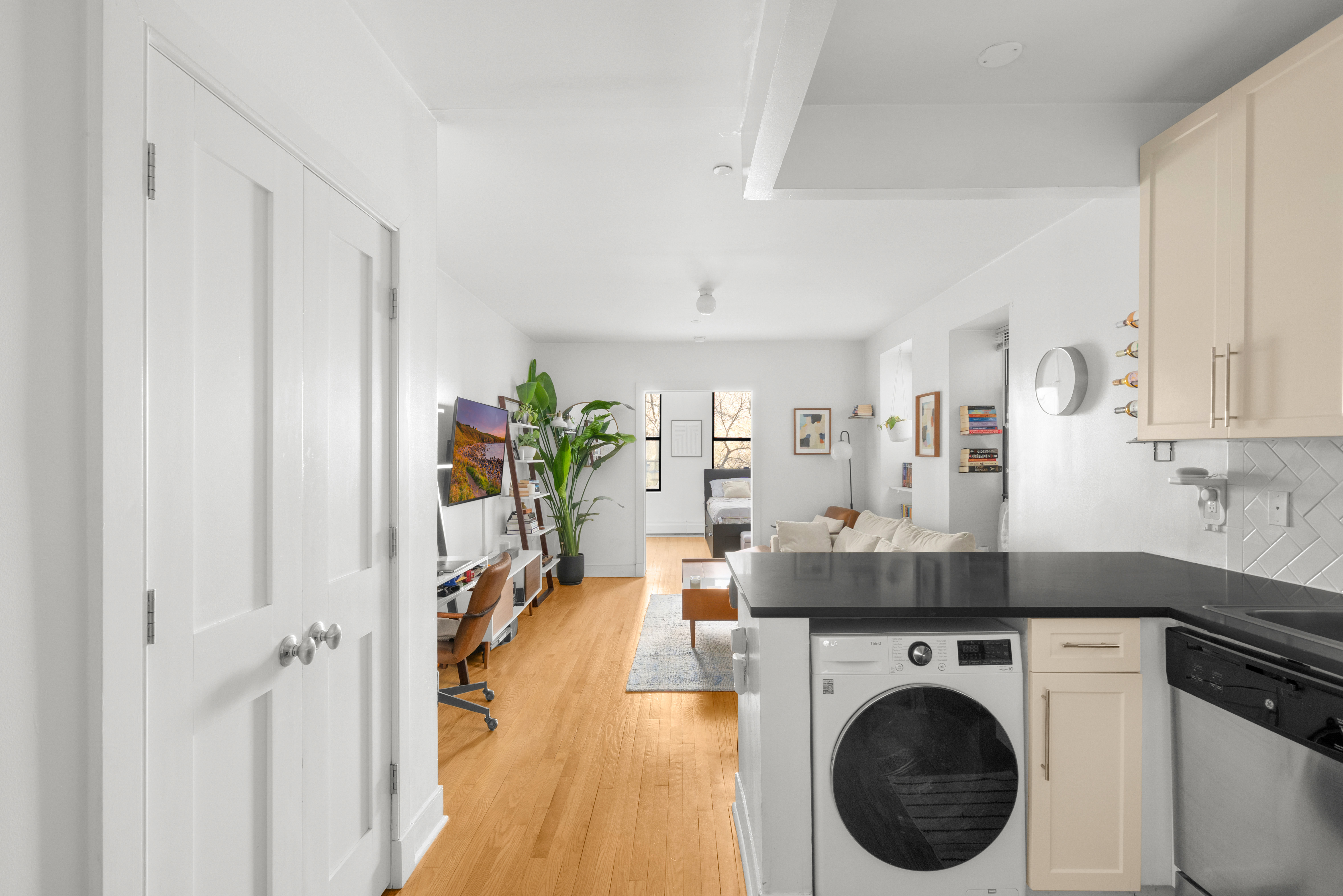 305 West 150th Street, Unit 304 Manhattan, NY 10039 - Photo 3 of 5 a view of a kitchen and utility room