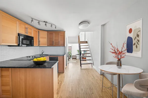 $650,000 | 435 East 86th Street, Unit 4E | Upper East Side