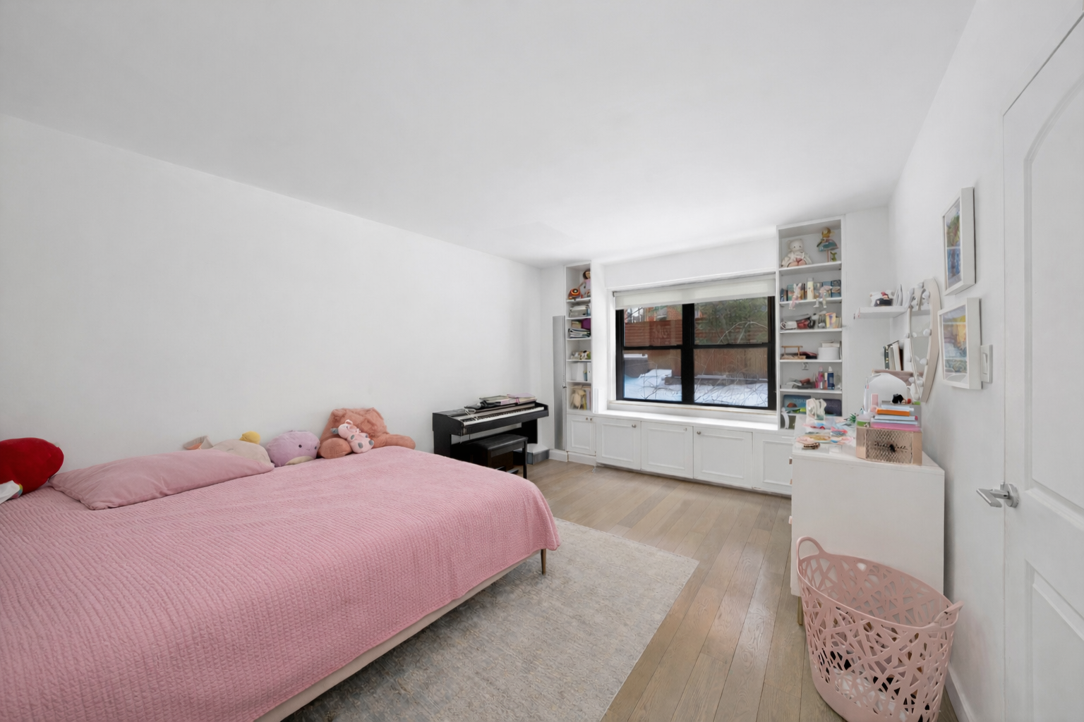 50 Sutton Place South, Unit 2A Manhattan, NY 10022 - Photo 9 of 14