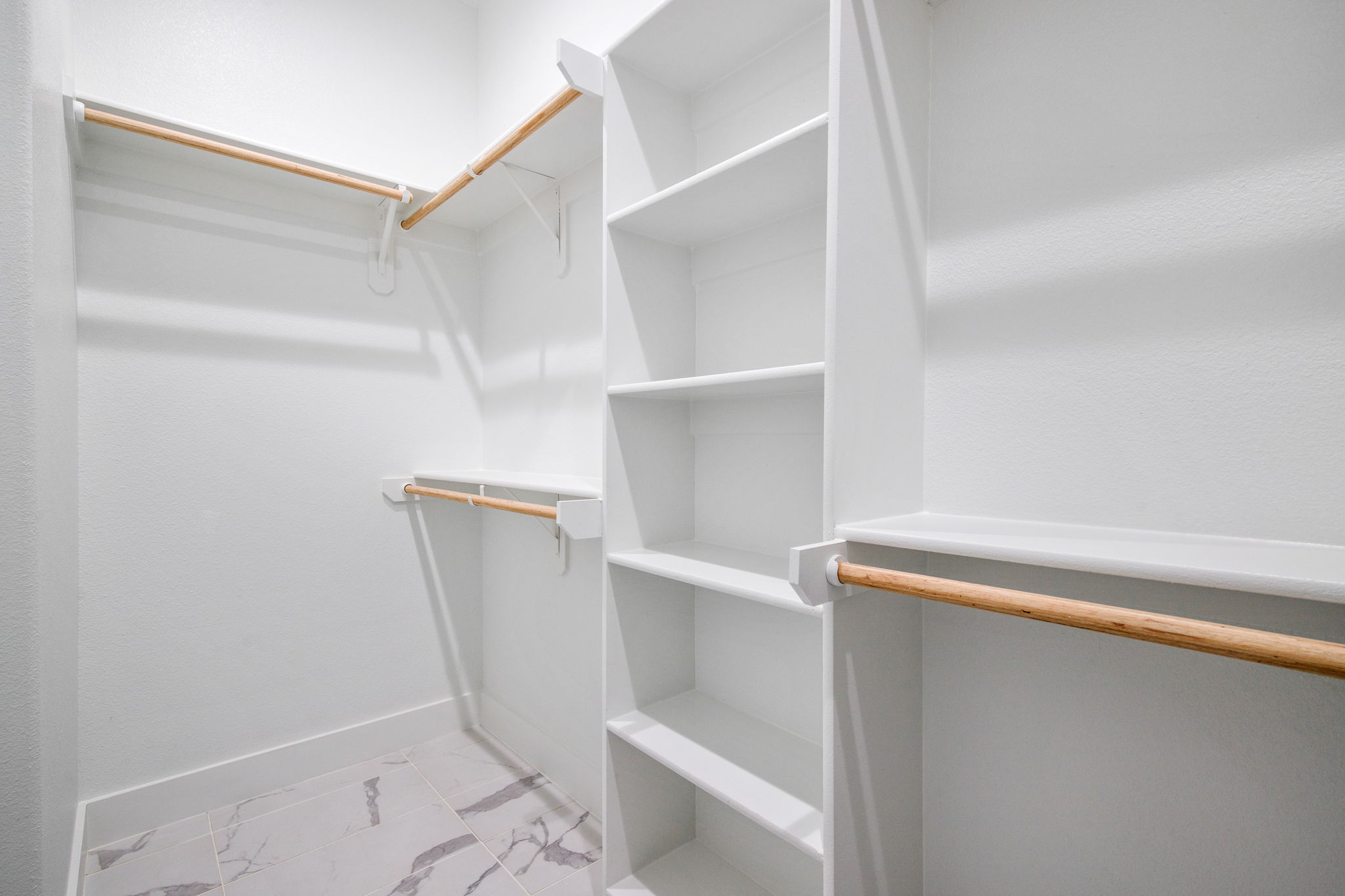 807 South Glasgow Drive Dallas, TX 75223 - Photo 30 of 39