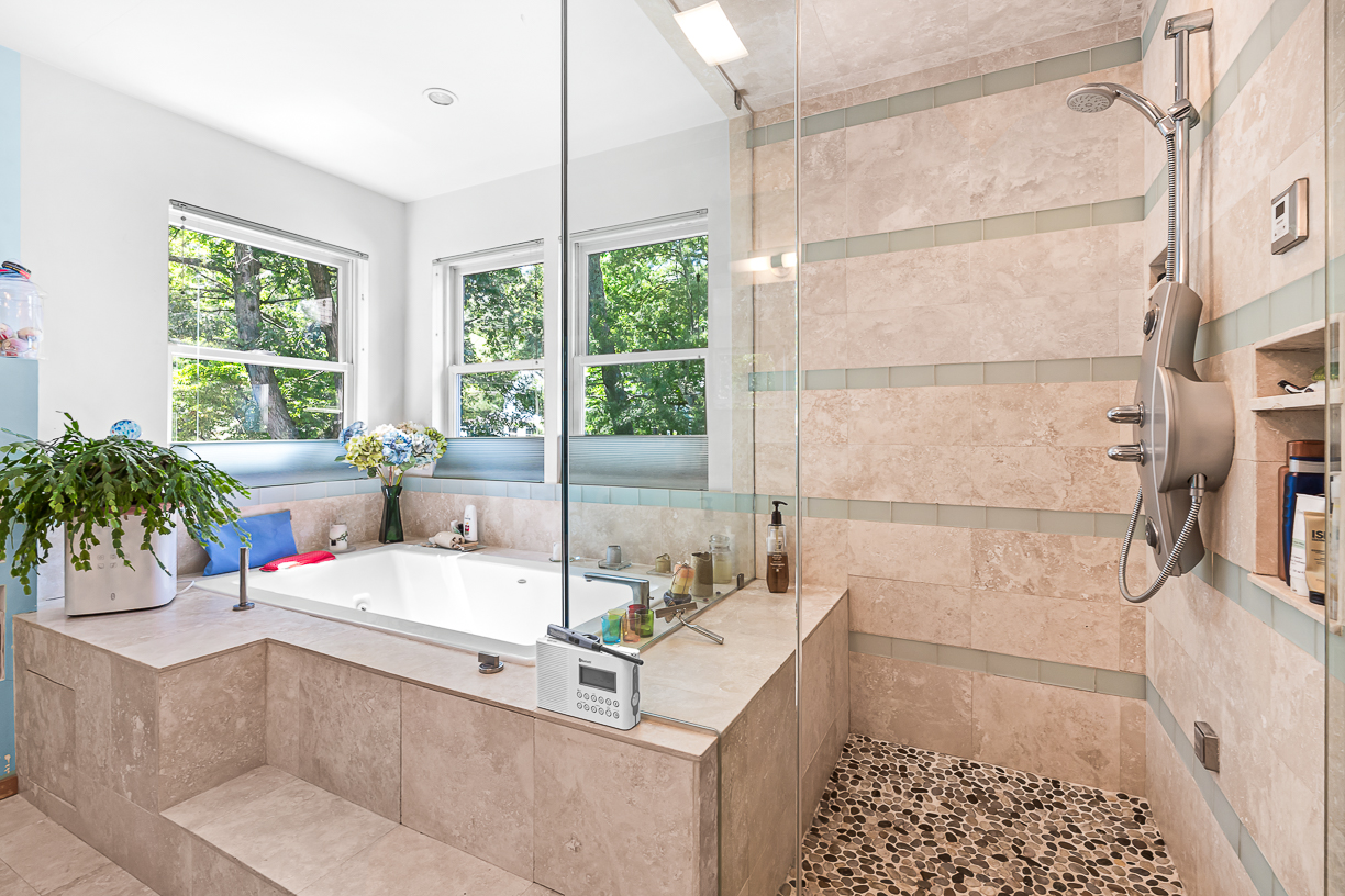53 Sheridan Road Wellesley Hills, MA 02481 - Photo 41 of 75 Gallery Image 41