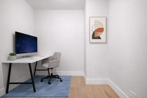 $1,995,000 | 70 East 10th Street, Unit 4V | Greenwich Village