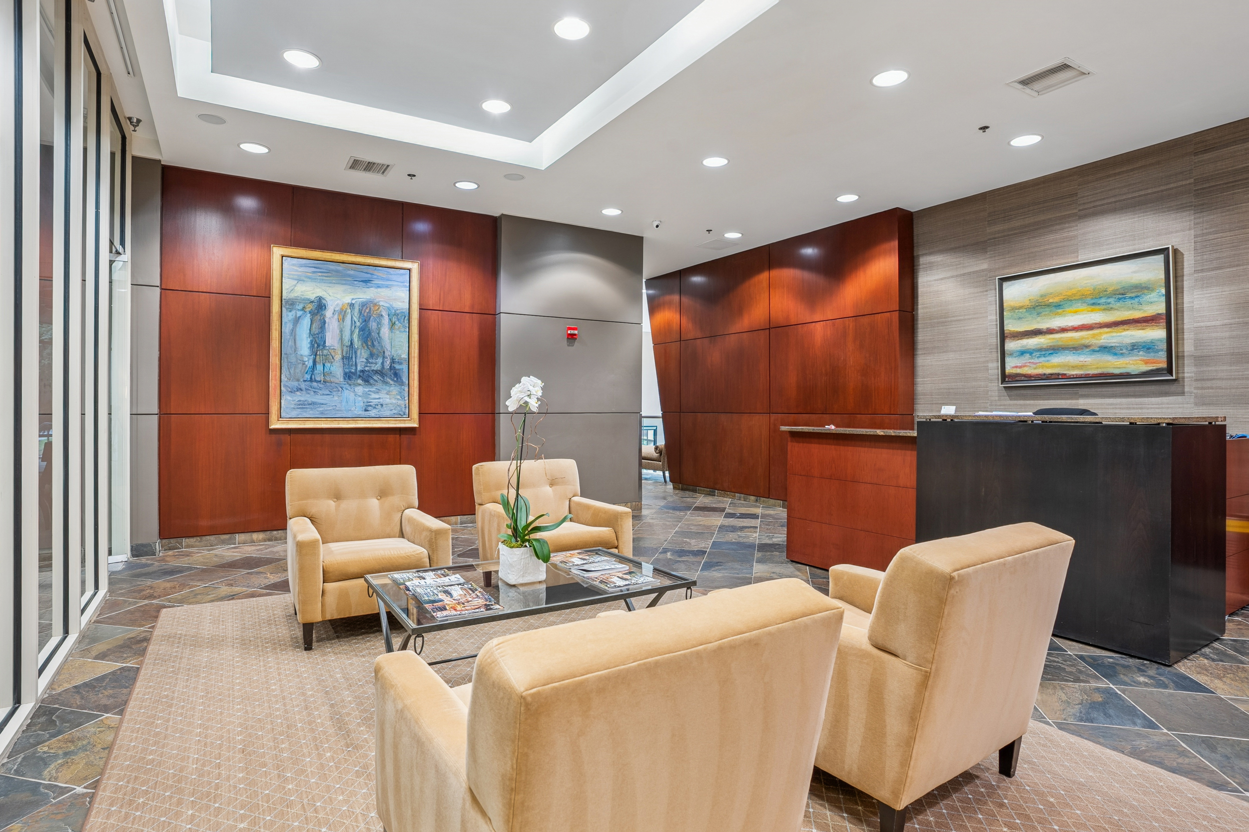 2626 Peachtree Road, Unit 1108 Atlanta, GA 30305 - Photo 19 of 25 a living room with furniture