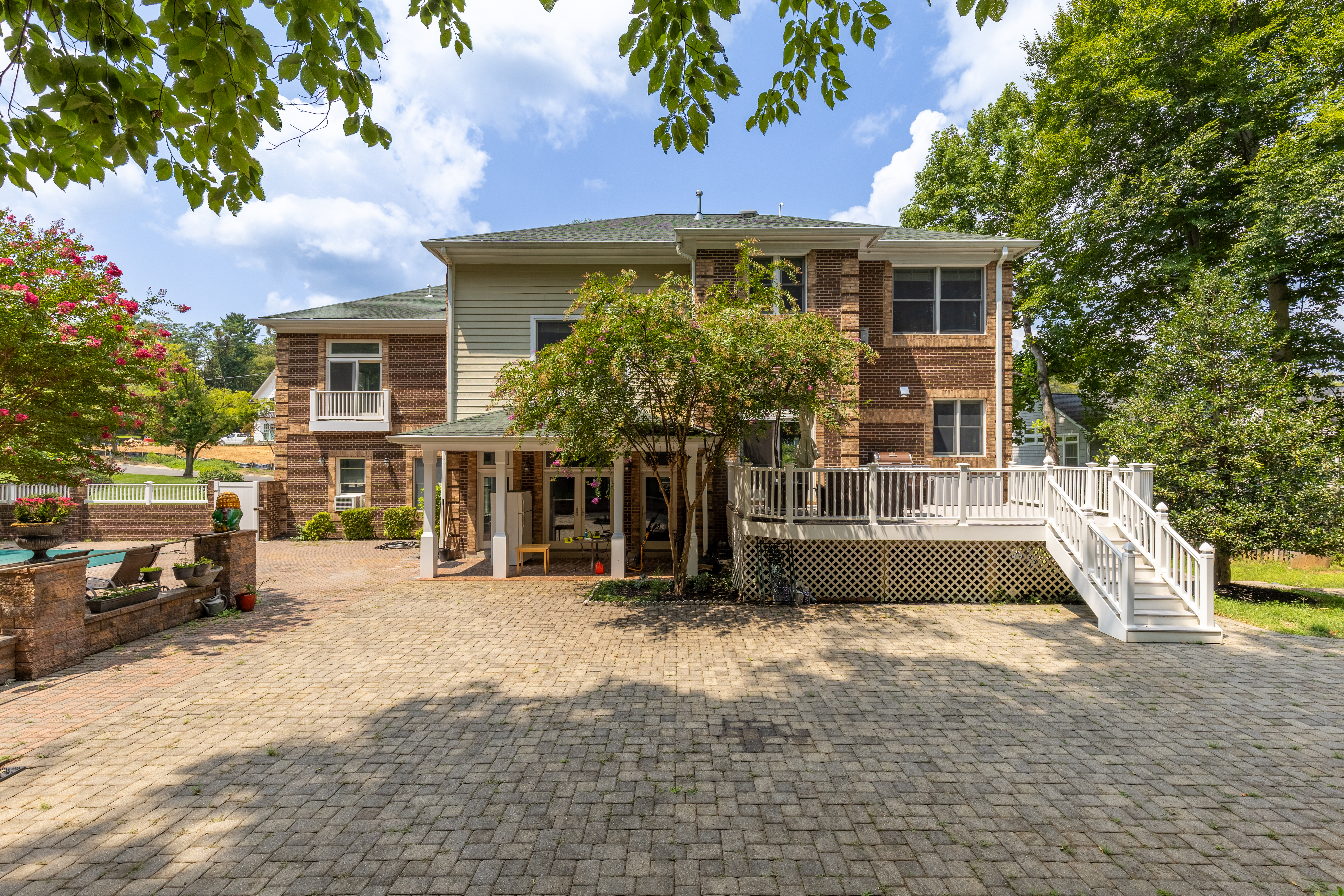 8505 Howell Road Bethesda, MD 20817 - Photo 15 of 22 Gallery Image 15