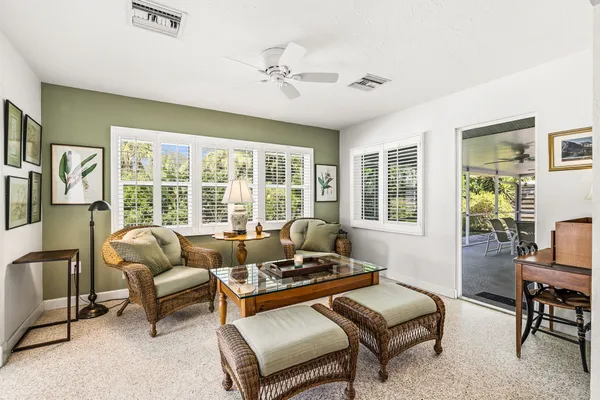 $850,000 | 2747 Jefferson Circle, Sarasota, FL 34239
