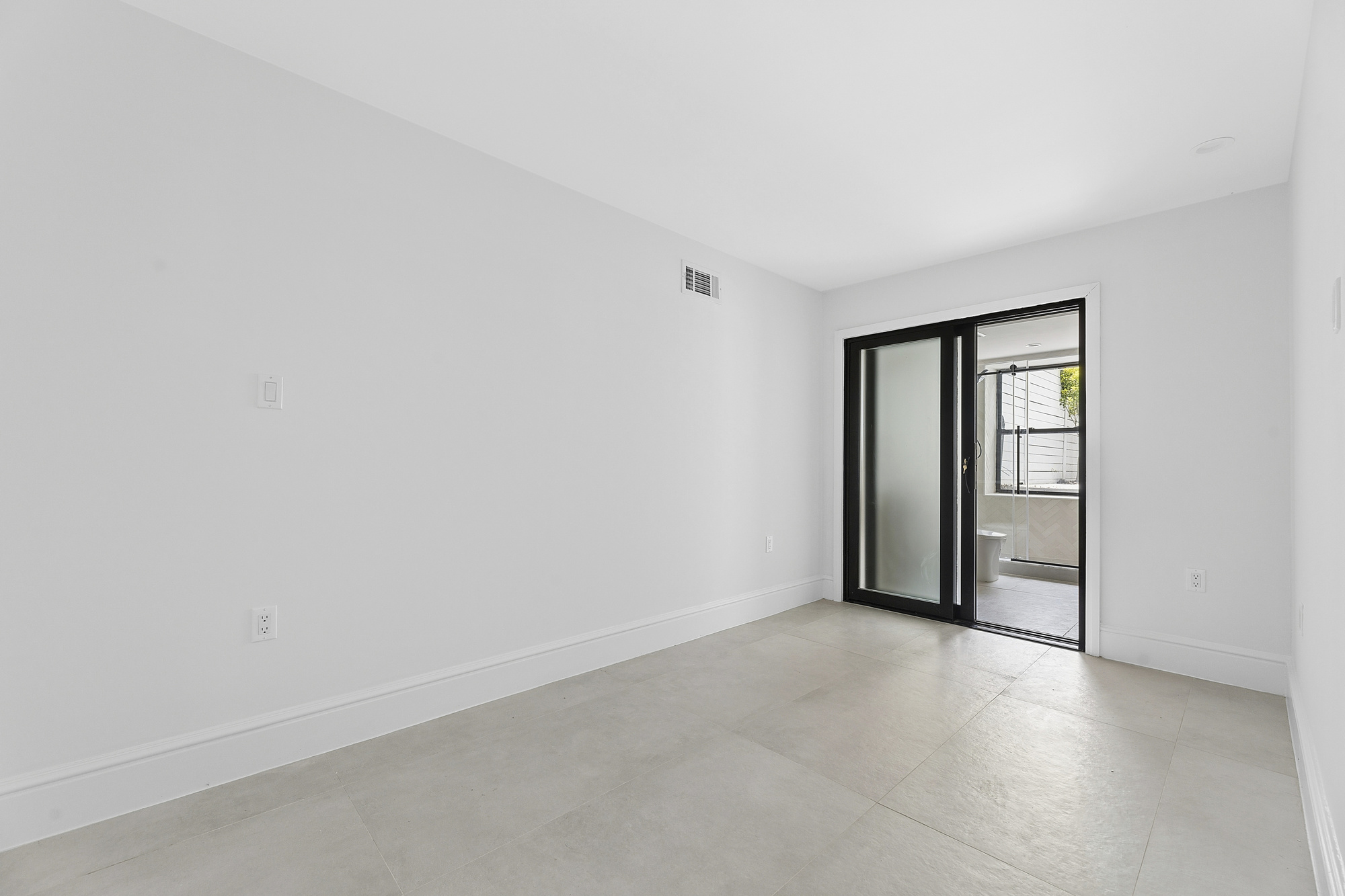 429 Decatur Street, Unit 1 Brooklyn, NY 11233 - Photo 6 of 9