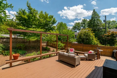 $2,100,000 | 4845 Little Falls Road, Arlington, VA 22207