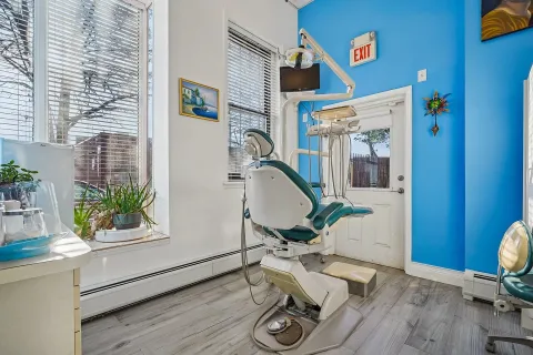 $875,000 | 273 Monmouth Street, Unit 1A, Jersey City, NJ 07302
