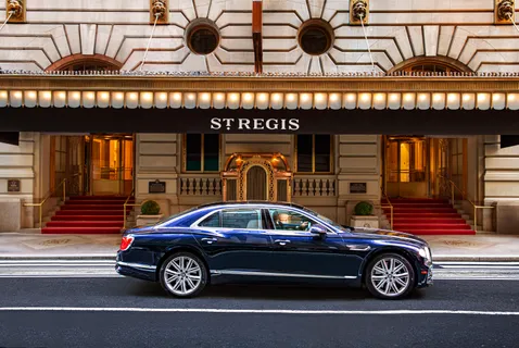 a car parked in front of a building