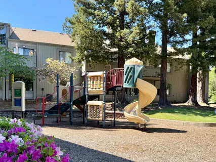 $695,000 | 242 Sandpiper Court, Novato, CA 94949