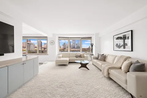 $1,550,000 | 25 Sutton Place South, Unit 11M | Sutton Place