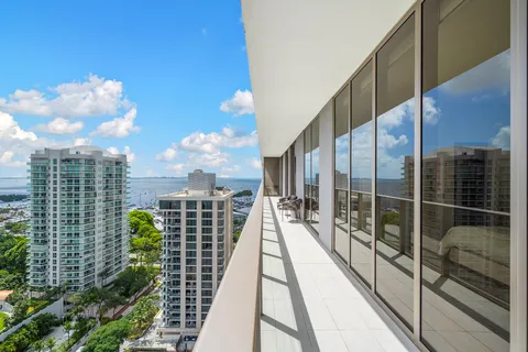 $4,250,000 | 2678 Tigertail Avenue, Unit 1702, Miami, FL 33133