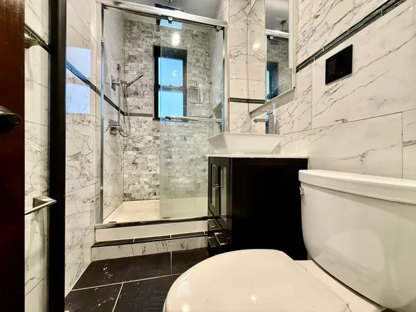 $2,395 | 6817 Owls Head Court, Unit 1B | Bay Ridge