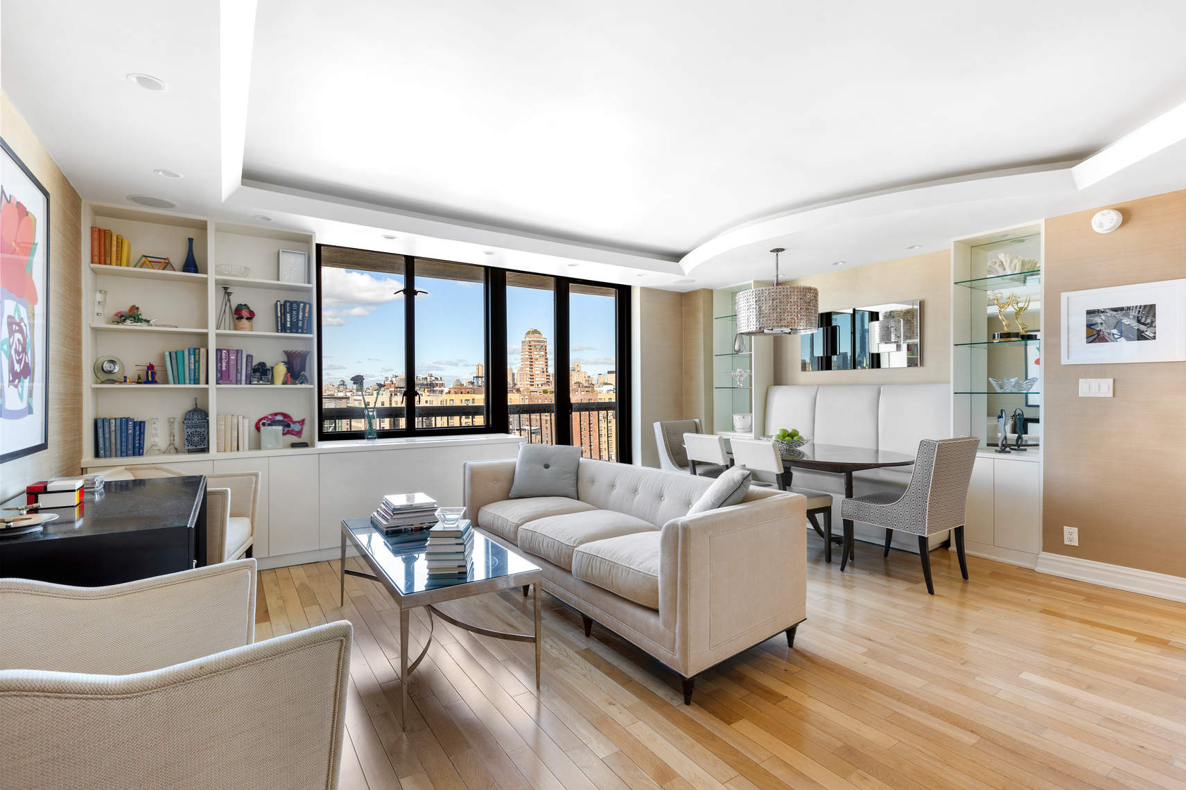 1438 3rd Avenue, Unit 20B Compass