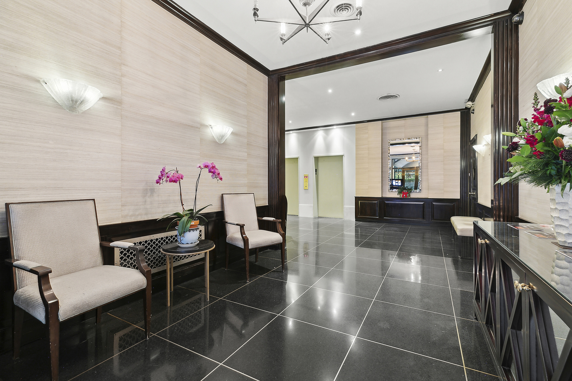 166 East 63rd Street, Unit 7E Manhattan, NY 10065 - Photo 7 of 9