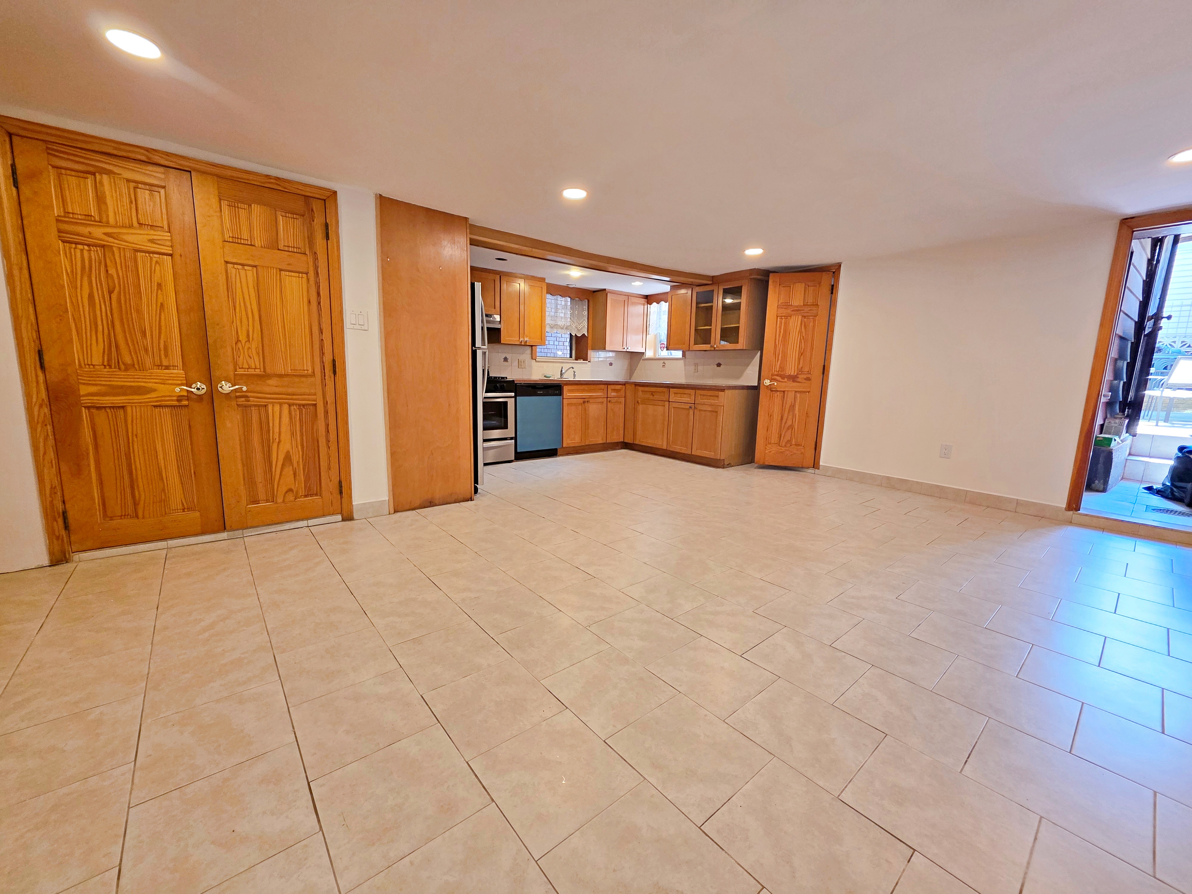 335 Leonard Street, Unit 1 Brooklyn, NY 11211 - Photo 4 of 6
