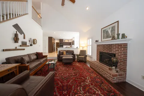$1,200,000 | 1421 Radbill Circle, Berwyn, PA 19312