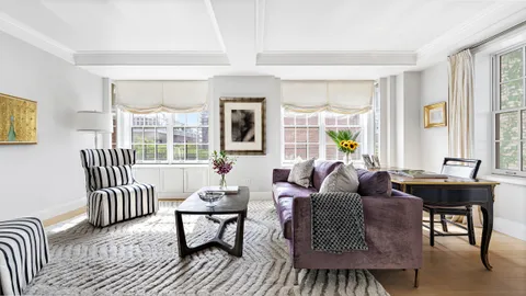 $2,995,000 | 141 East 88th Street, Unit 7A | Upper East Side