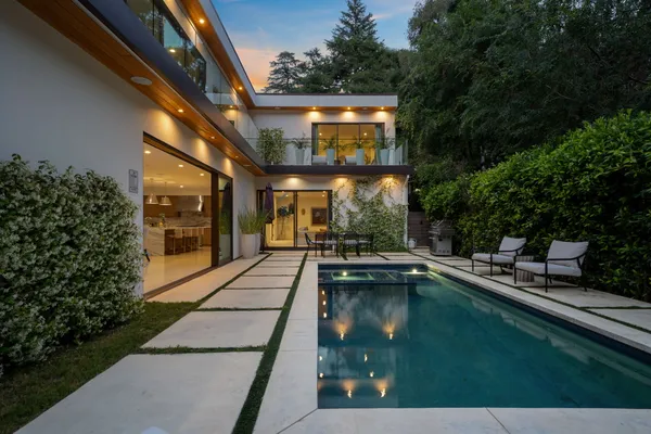 $4,100,000 | Laurel Canyon Road, Los Angeles, CA 90046