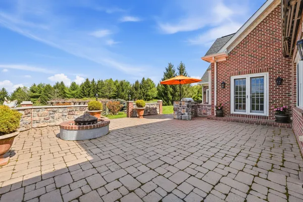 $2,250,000 | 103 Destinaire Drive, New Wilmington, PA 16142