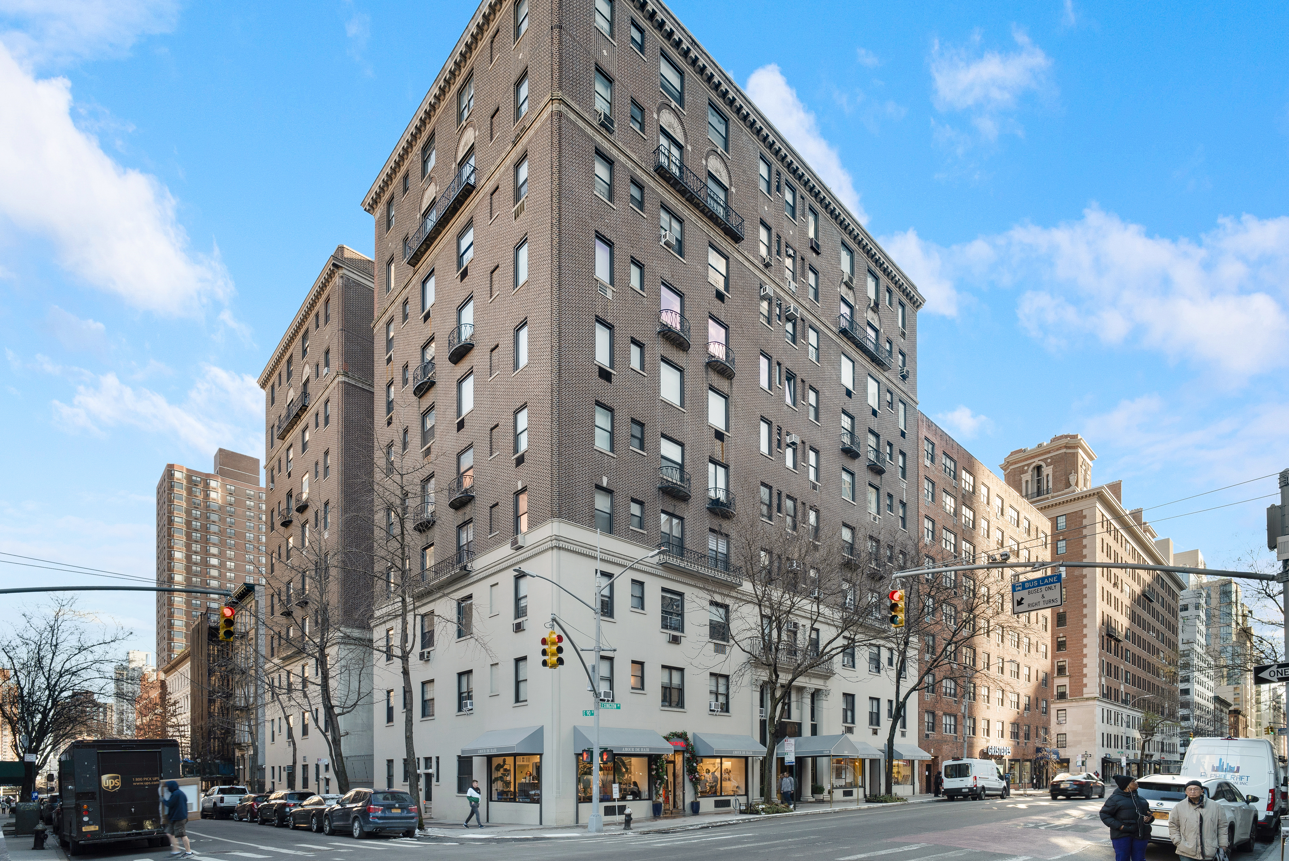 1349 Lexington Avenue, Unit PH2 Manhattan, NY 10128 - Photo 17 of 18 a view of a building and a street