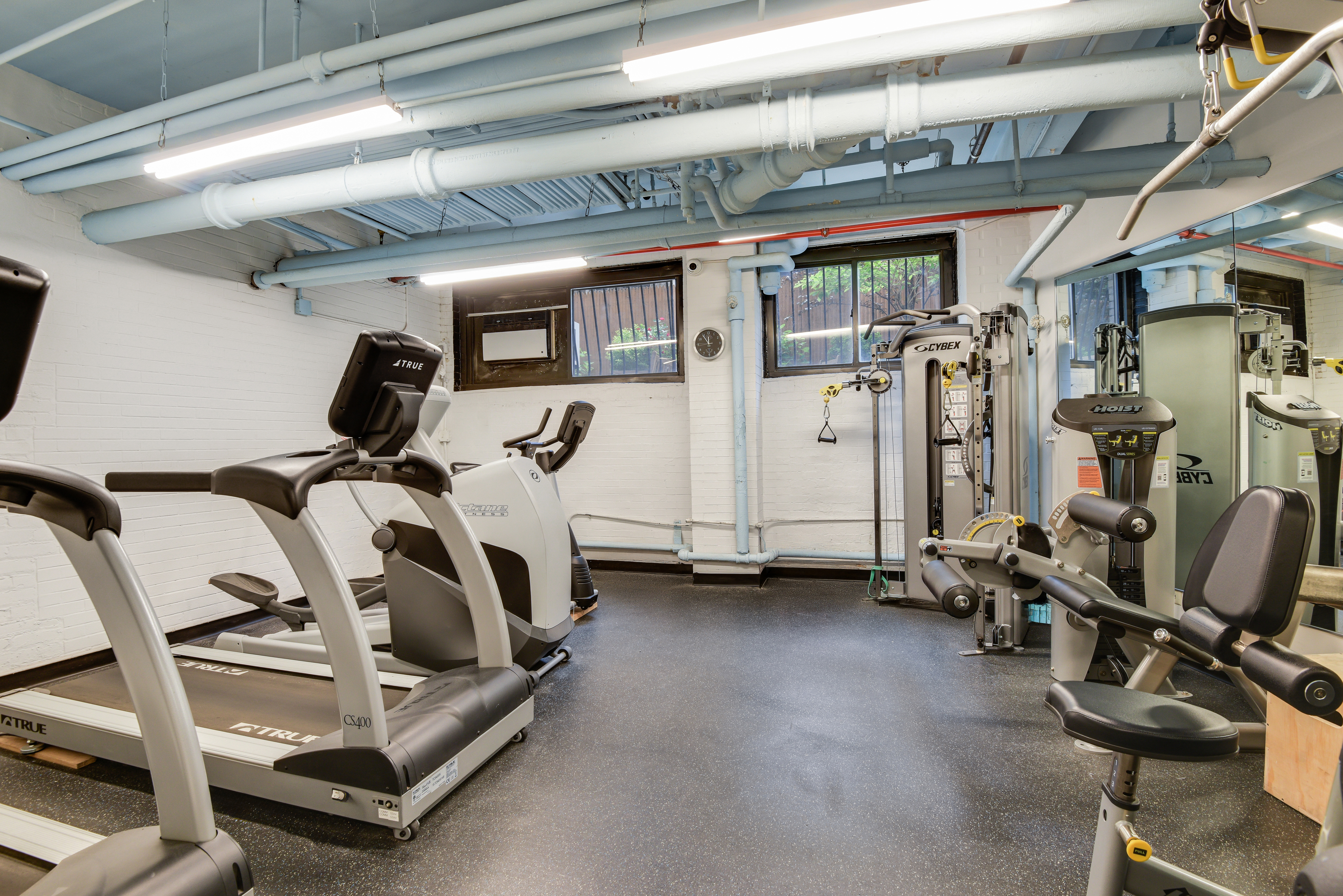225 East 73rd Street, Unit 1A Manhattan, NY 10021 - Photo 9 of 13