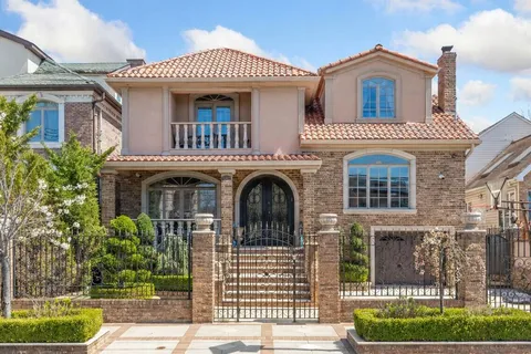 $2,499,000 | 2309 East 65th Street | Mill Basin