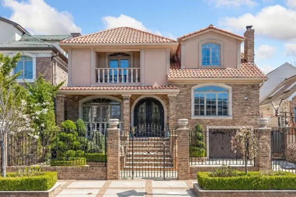 $2,499,000 | 2309 East 65th Street | Mill Basin